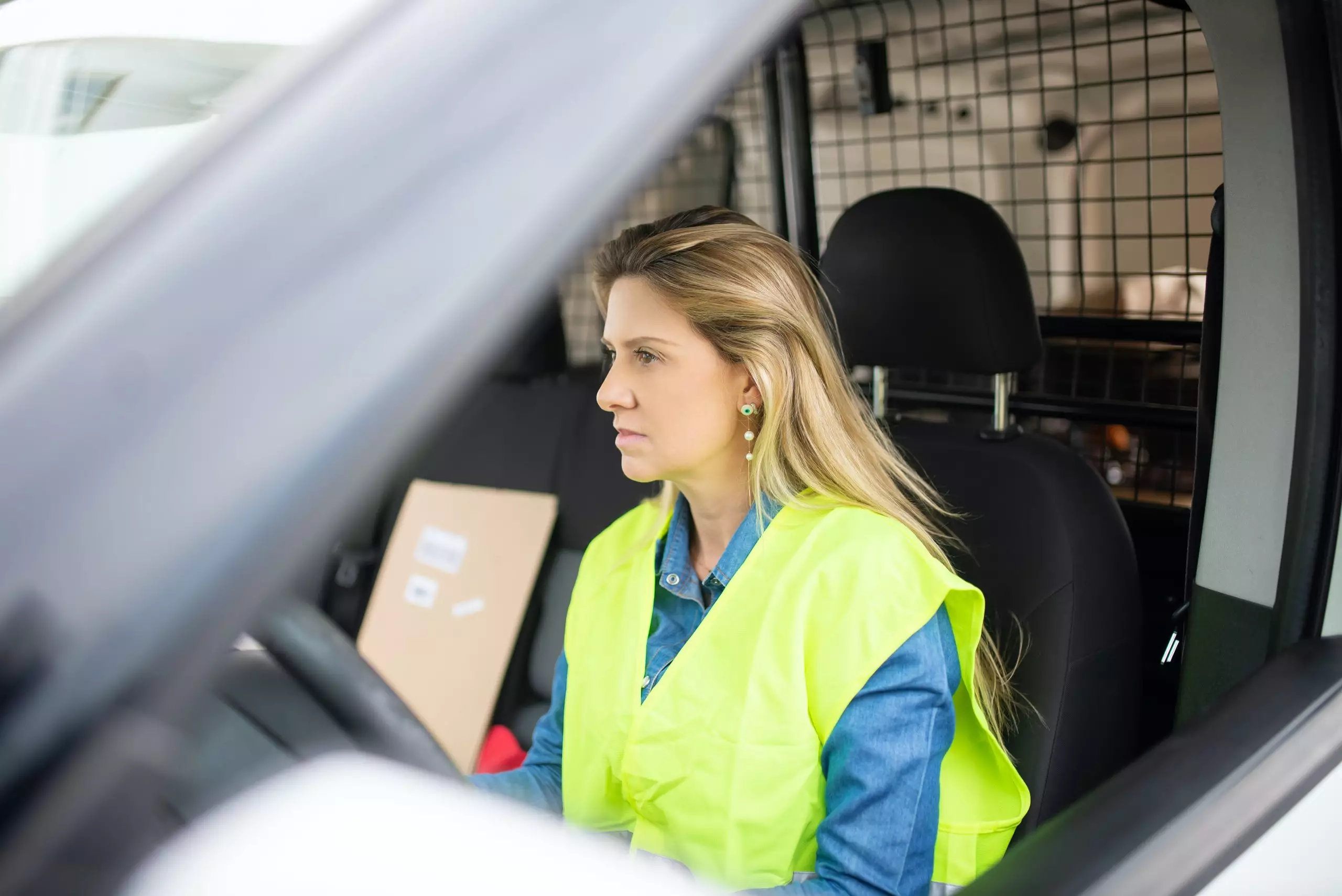 sherpashare rideshare driver assistant is tracking mileage in the background