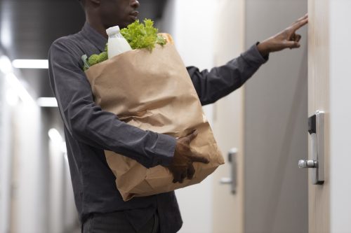 Scipcart driver has arrived and rings the doorbell